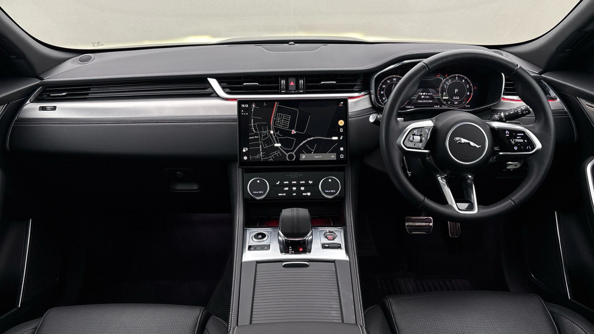 Used Jaguar F-Pace 2023 for sale - 76910833: Photo 12