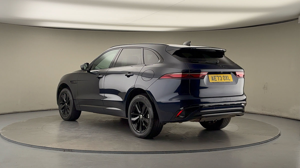 Used Jaguar F-Pace 2023 for sale - 76910833: Photo 2