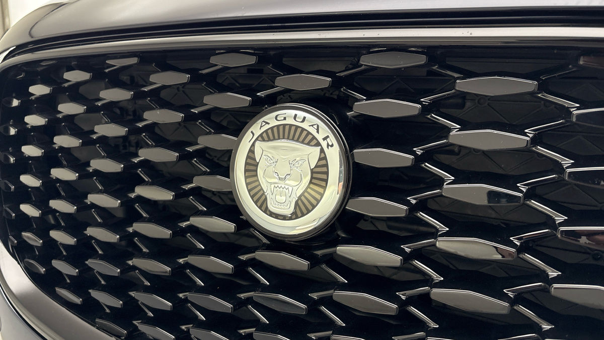 Used Jaguar F-Pace 2023 for sale - 76910833: Photo 24