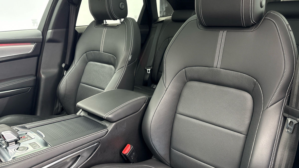 Used Jaguar F-Pace 2023 for sale - 76910833: Photo 7