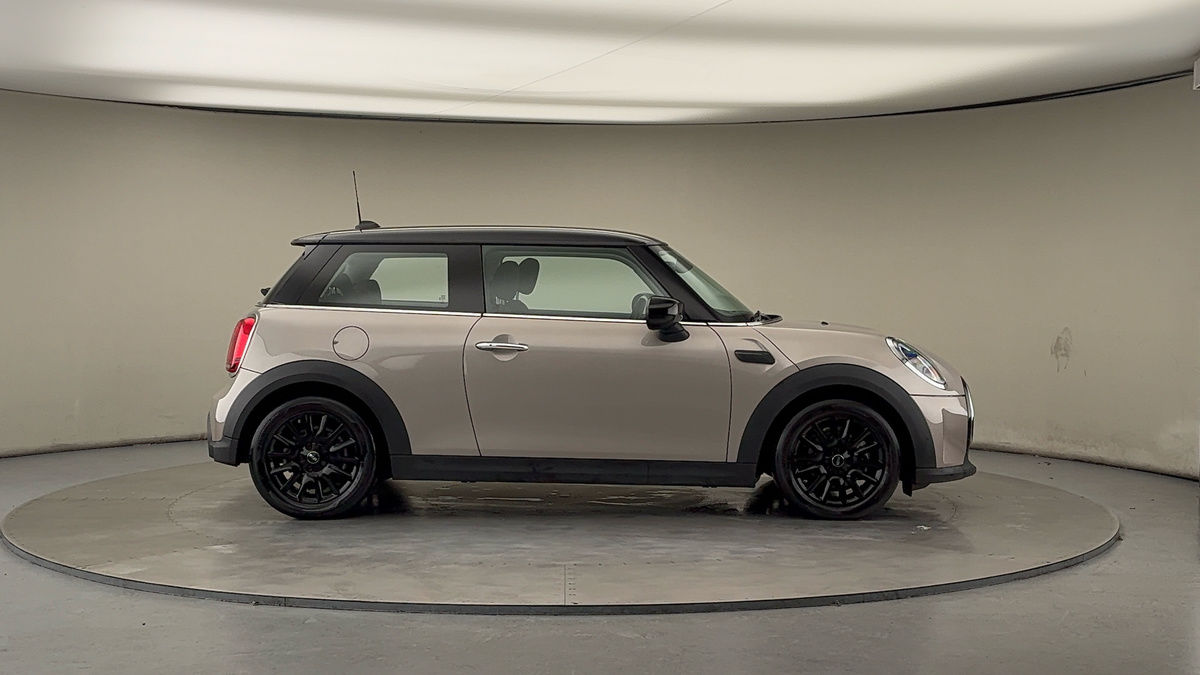 Used MINI Hatch 2021 for sale - 76536385: Photo 16