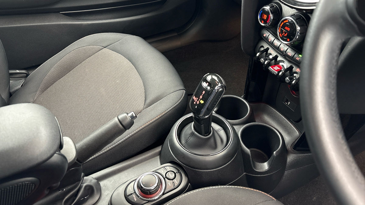 Used MINI Hatch 2021 for sale - 76536385: Photo 18