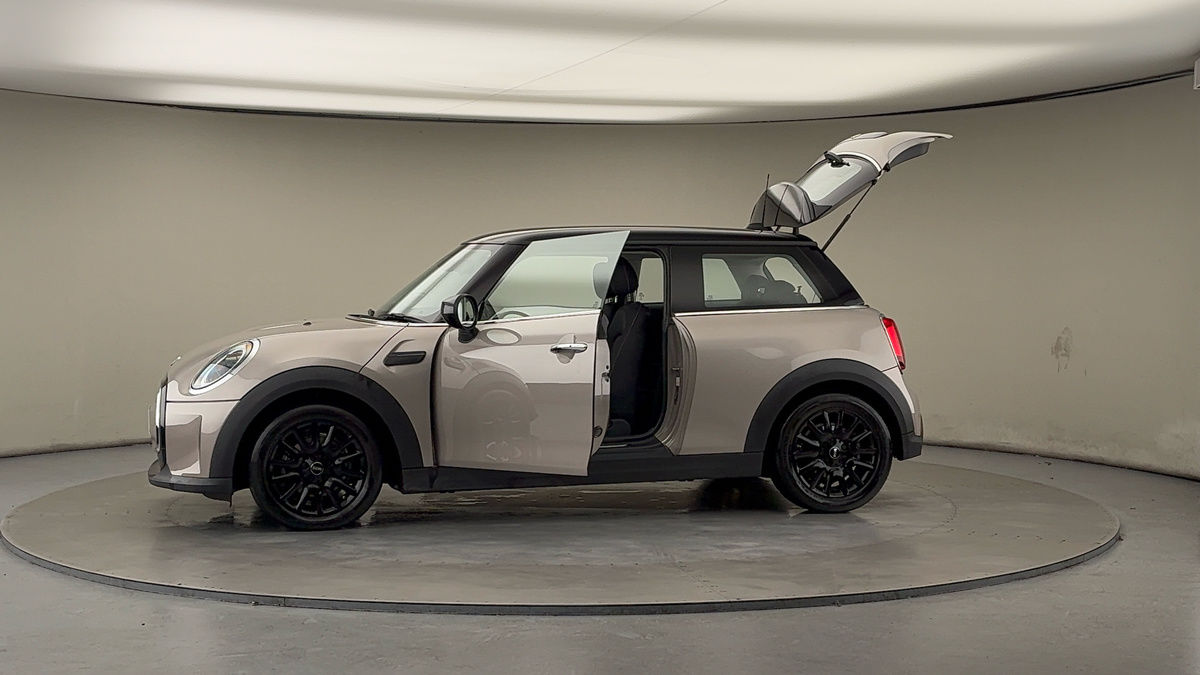 Used MINI Hatch 2021 for sale - 76536385: Photo 47