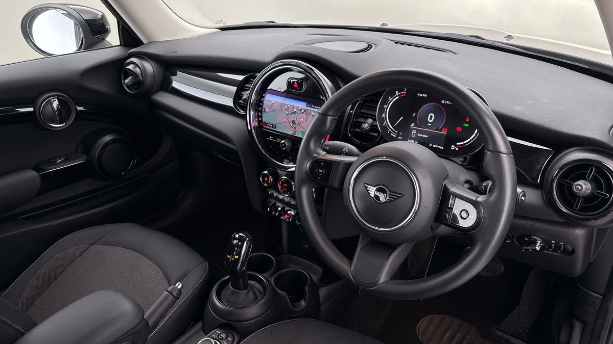 Used MINI Hatch 2021 for sale - 76536385: Photo 5