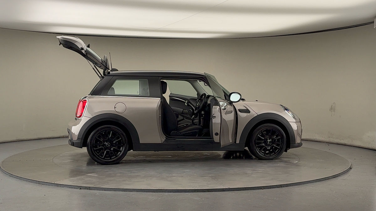 Used MINI Hatch 2021 for sale - 76536385: Photo 56