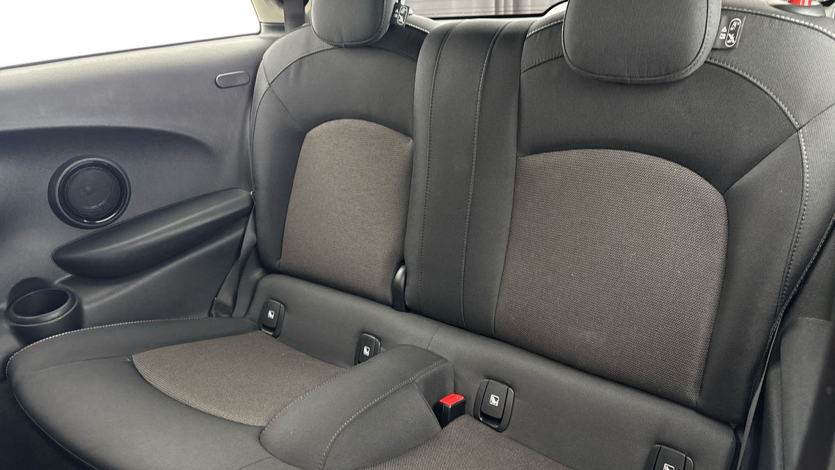 Used MINI Hatch 2021 for sale - 76536385: Photo 8