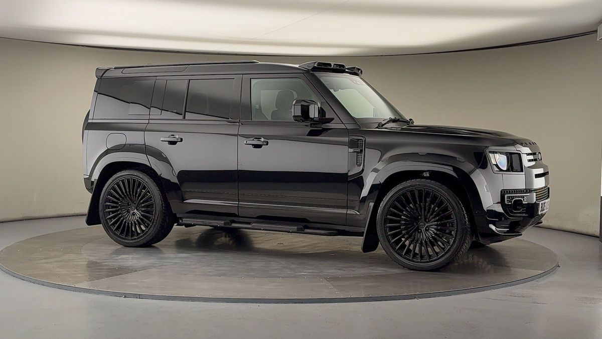 Used Land Rover Defender 110 2025 for sale - 76010599: Photo 39