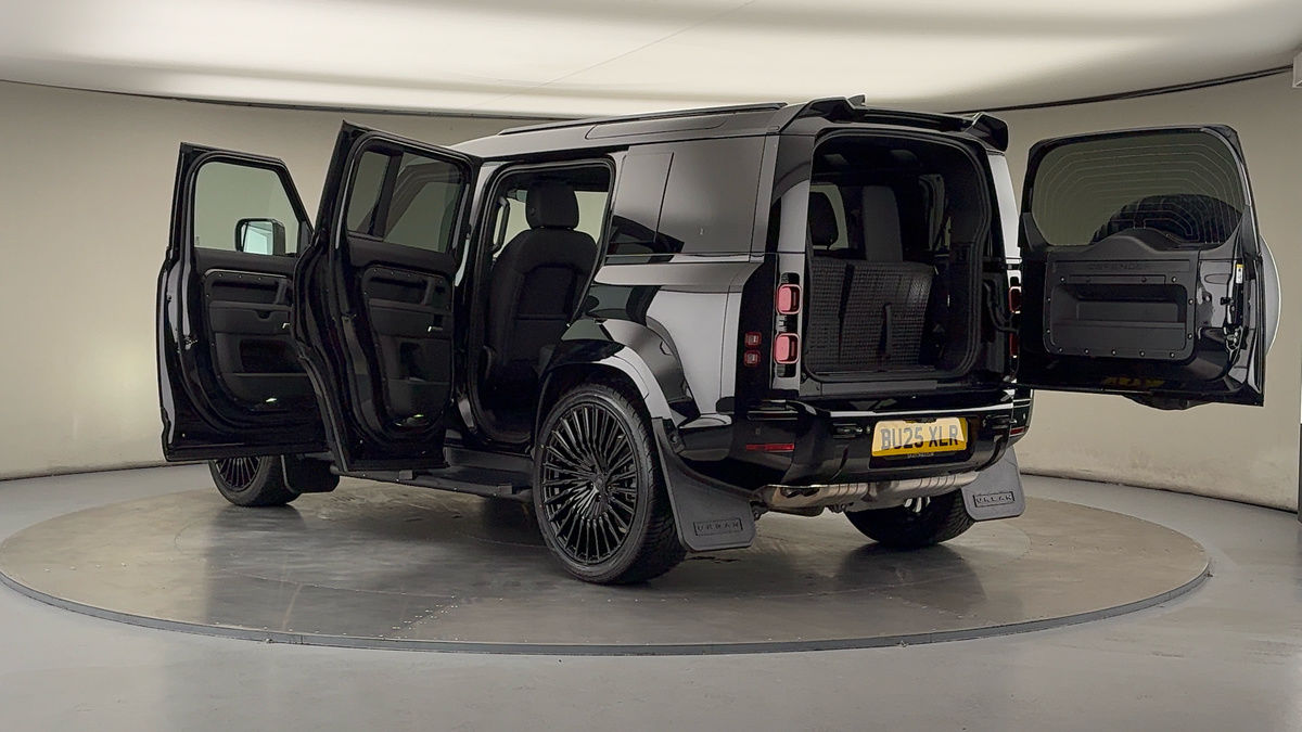 Used Land Rover Defender 110 2025 for sale - 76010599: Photo 47