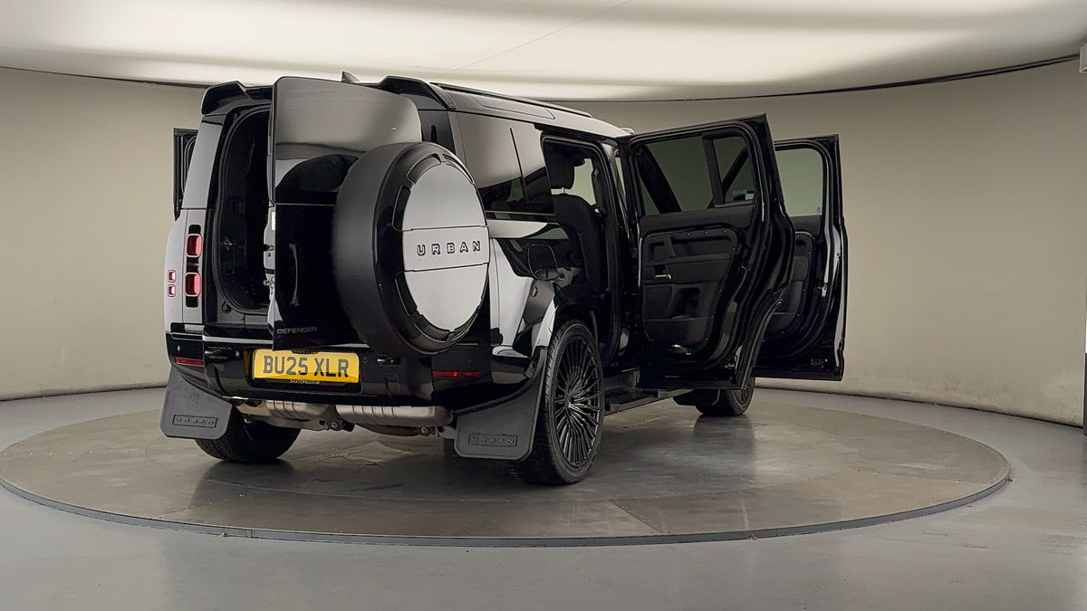 Used Land Rover Defender 110 2025 for sale - 76010599: Photo 63