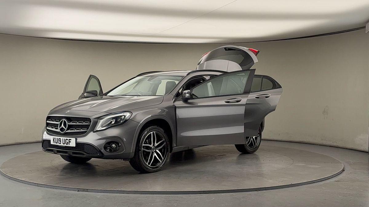 Used Mercedes-Benz GLA 2019 for sale - 77118325: Photo 49