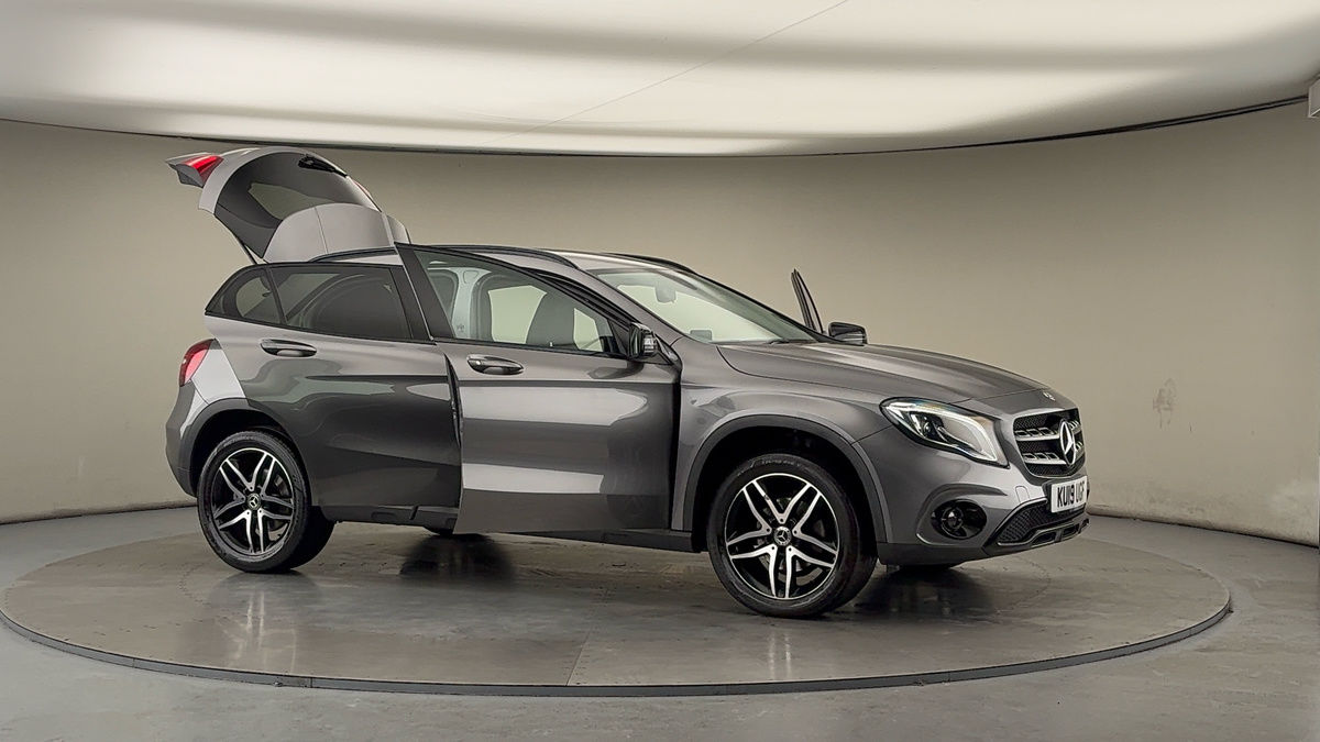 Used Mercedes-Benz GLA 2019 for sale - 77118325: Photo 54