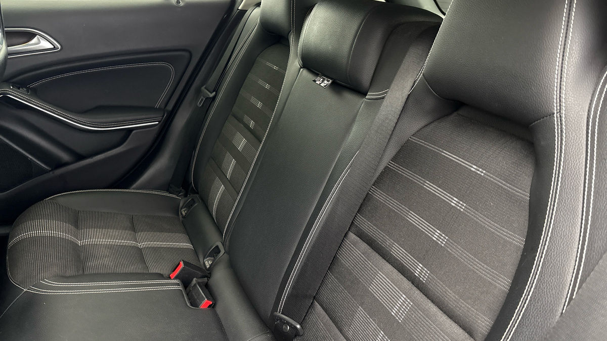 Used Mercedes-Benz GLA 2019 for sale - 77118325: Photo 8