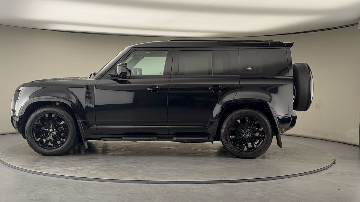 Used Land Rover Defender 110 2024 for sale - 77681549: Photo 15