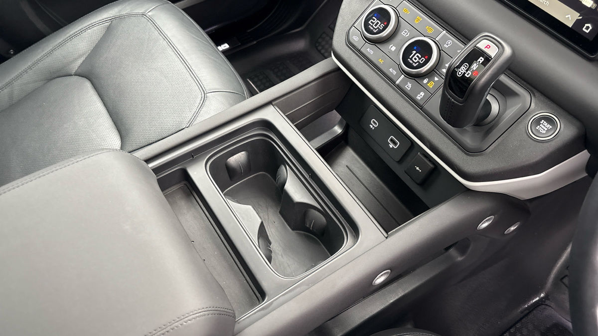 Used Land Rover Defender 110 2024 for sale - 77681549: Photo 18