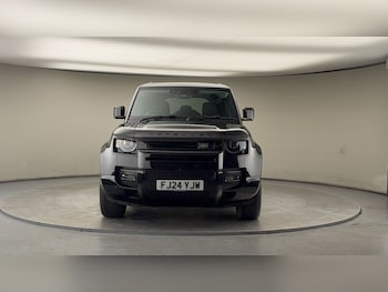 Used Land Rover Defender 110 2024 for sale - 77681549: Photo