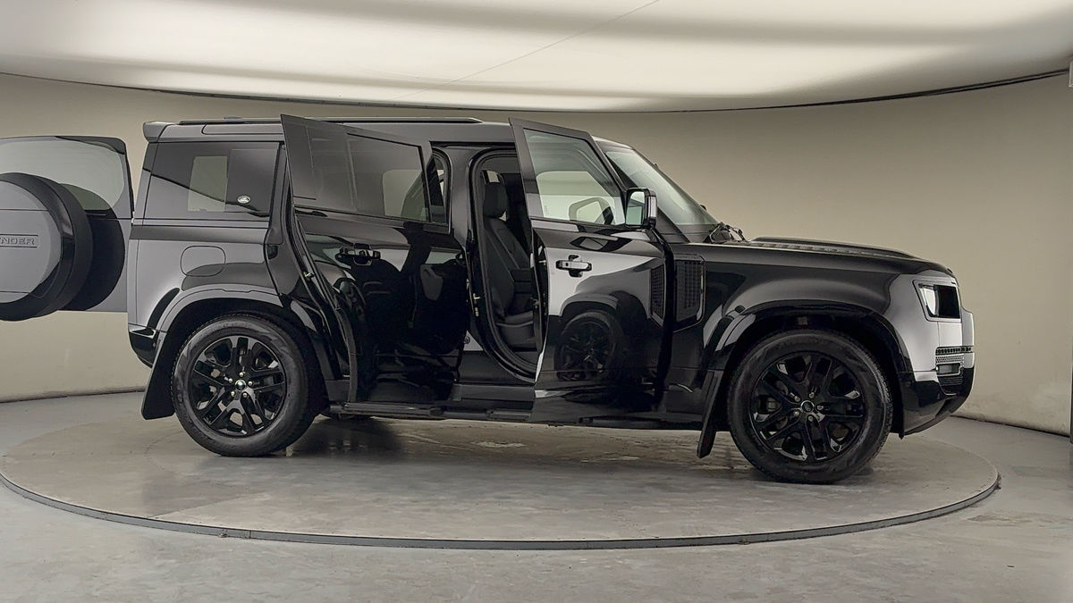 Used Land Rover Defender 110 2024 for sale - 77681549: Photo 57