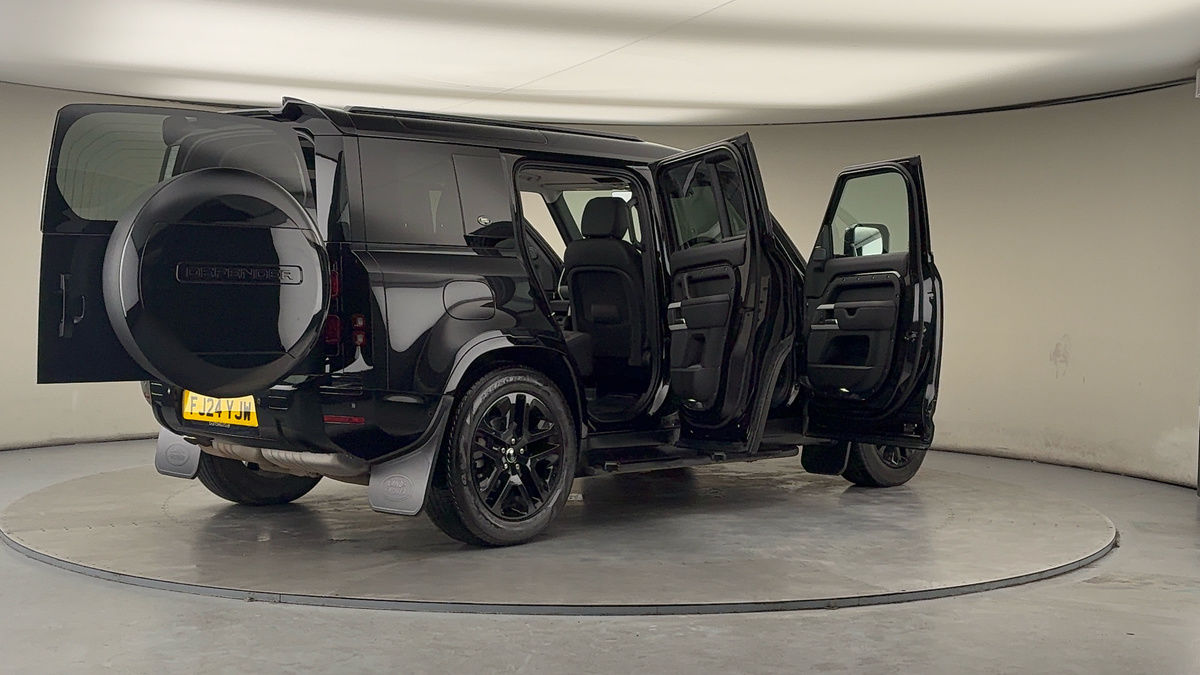 Used Land Rover Defender 110 2024 for sale - 77681549: Photo 60