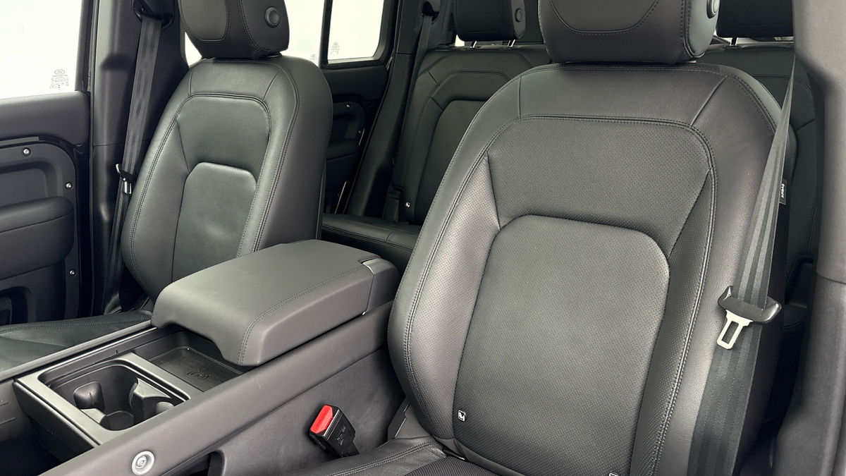 Used Land Rover Defender 110 2024 for sale - 77681549: Photo 7