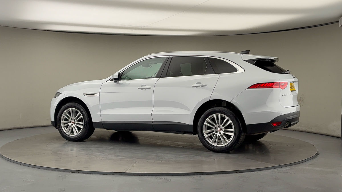 Used Jaguar F-Pace 2019 for sale - 76630353: Photo 26