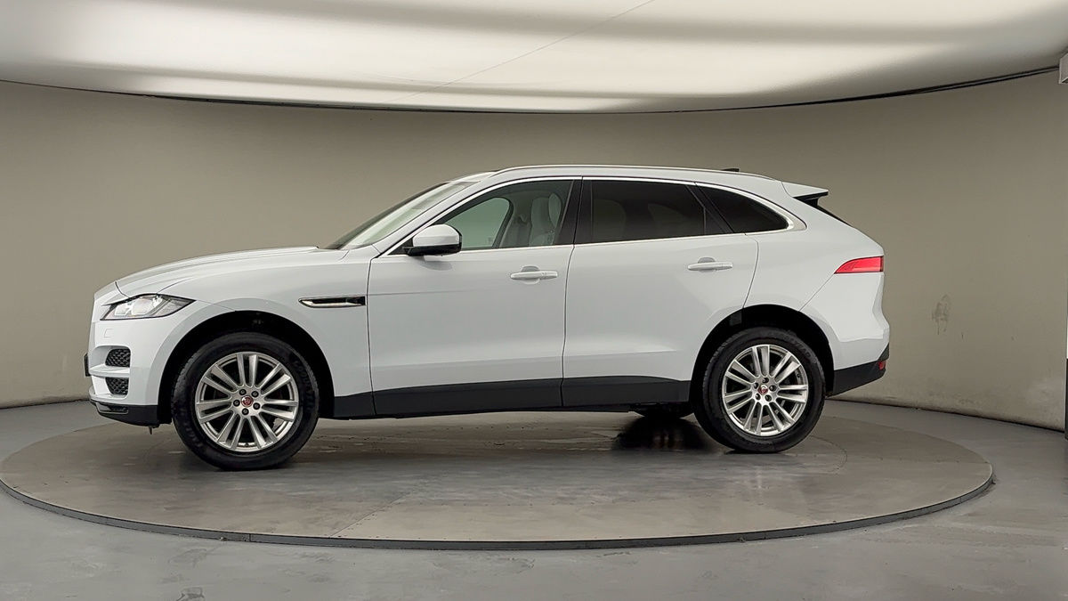 Used Jaguar F-Pace 2019 for sale - 76630353: Photo 28