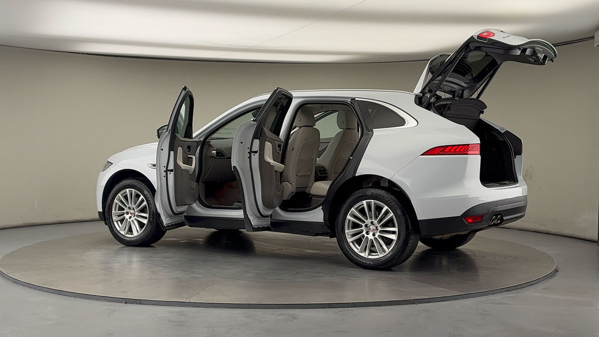 Used Jaguar F-Pace 2019 for sale - 76630353: Photo 45