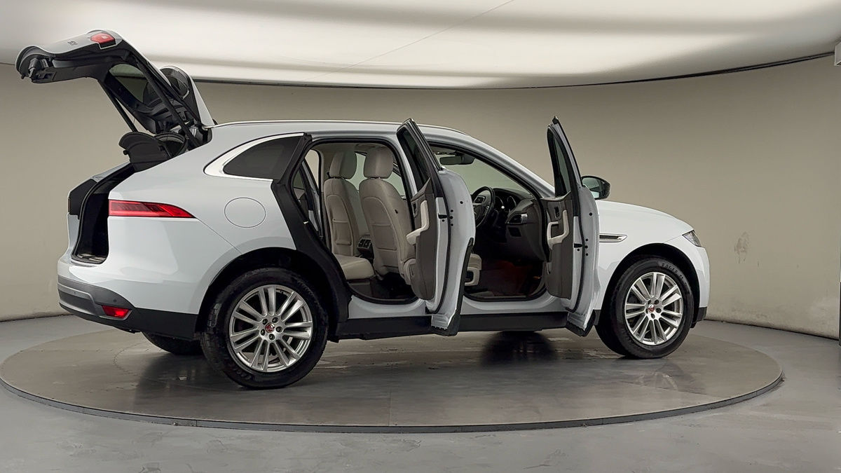 Used Jaguar F-Pace 2019 for sale - 76630353: Photo 57