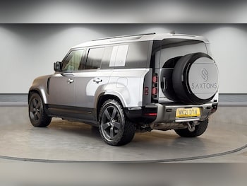 Used Land Rover Defender 2021 for sale - 78570903: Photo