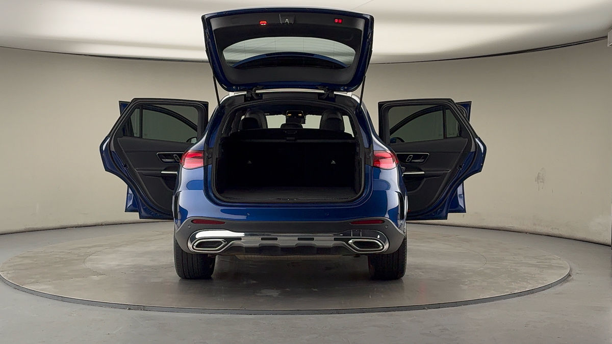 Used Mercedes-Benz GLC 2023 for sale - 76583094: Photo 60