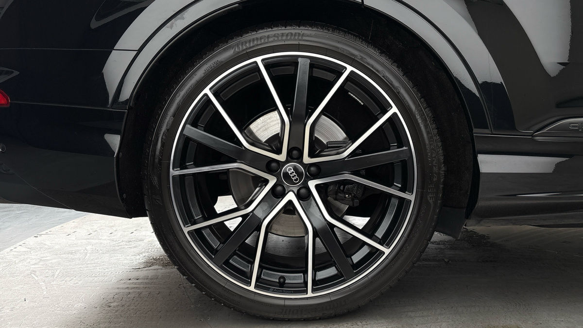 Used Audi SQ7 2024 for sale - 76198007: Photo 10