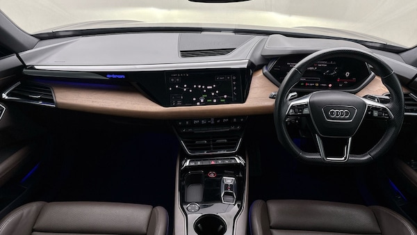 Used Audi e-tron GT 2021 for sale - 76334555: Photo 12