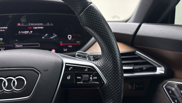 Used Audi e-tron GT 2021 for sale - 76334555: Photo 14