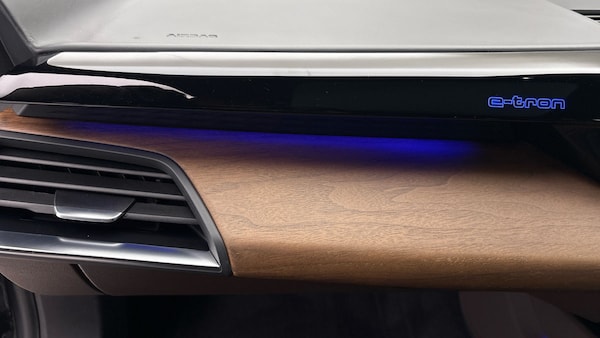 Used Audi e-tron GT 2021 for sale - 76334555: Photo 27