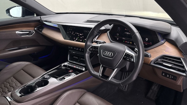 Used Audi e-tron GT 2021 for sale - 76334555: Photo 5