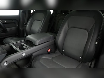Used Land Rover Defender 110 2023 for sale - 75631738: Photo