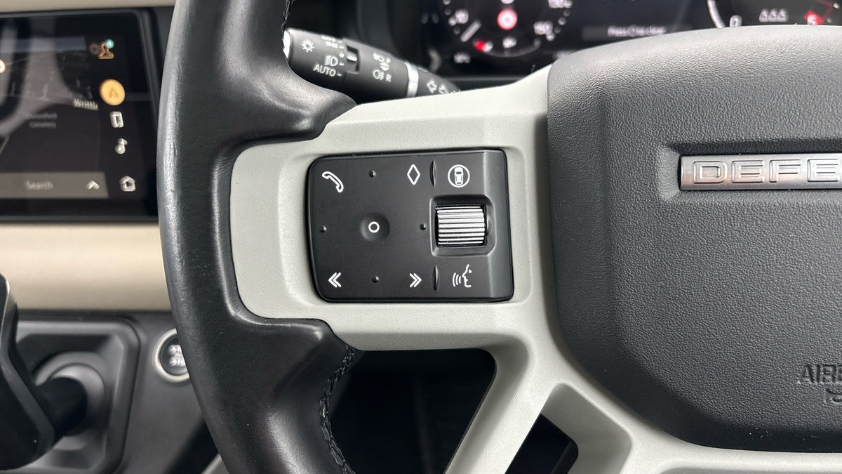 Used Land Rover Defender 110 2023 for sale - 77370419: Photo 13