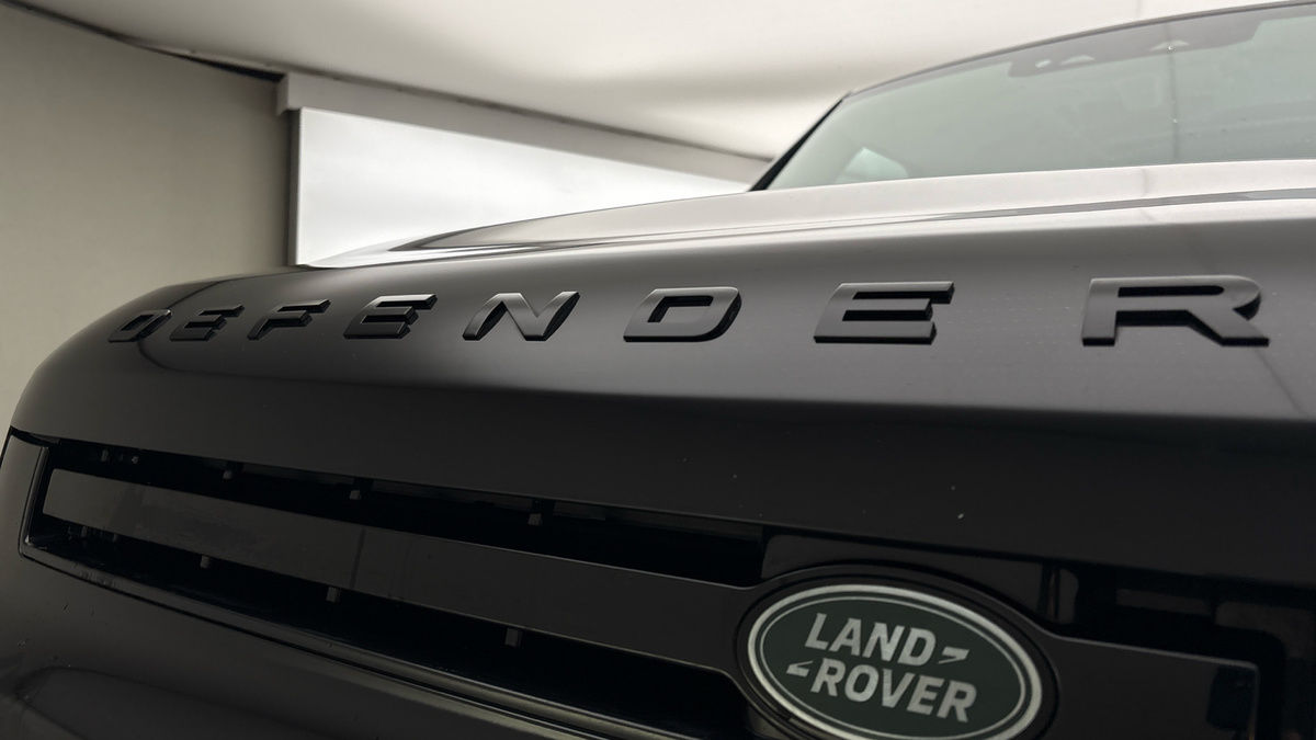 Used Land Rover Defender 110 2023 for sale - 77370419: Photo 24