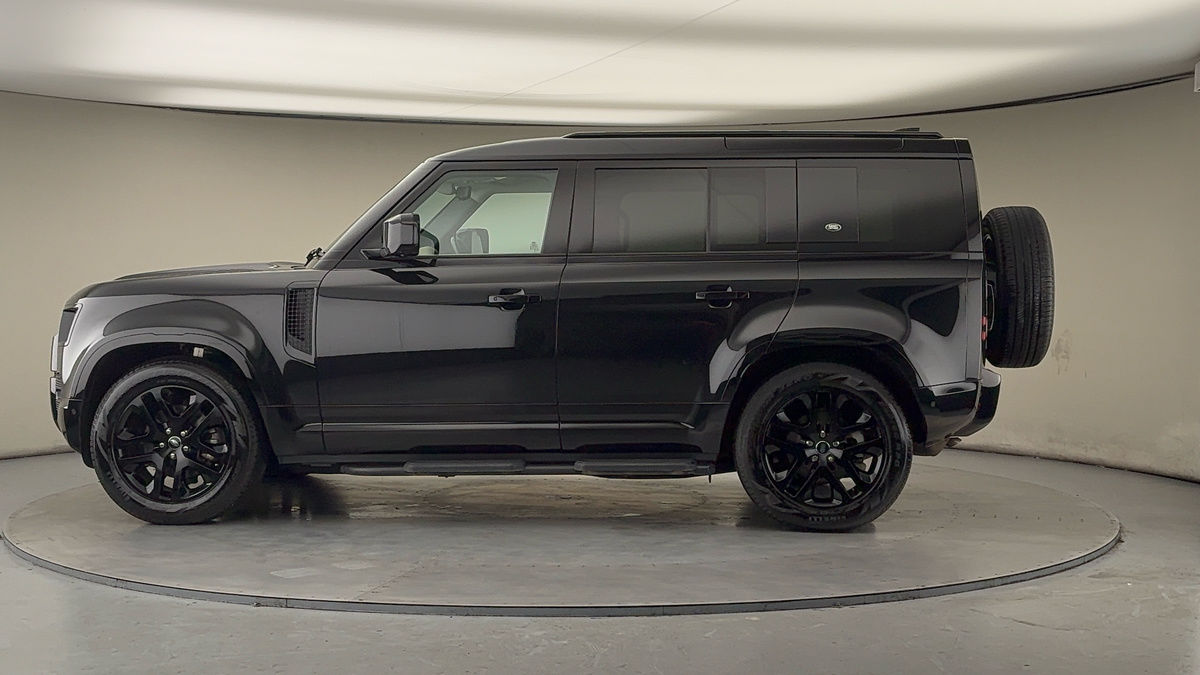 Used Land Rover Defender 110 2023 for sale - 77370419: Photo 27