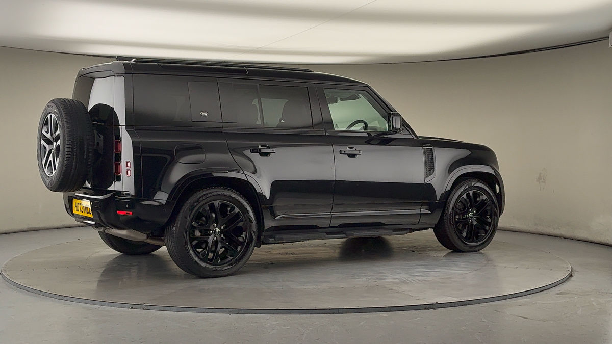 Used Land Rover Defender 110 2023 for sale - 77370419: Photo 38