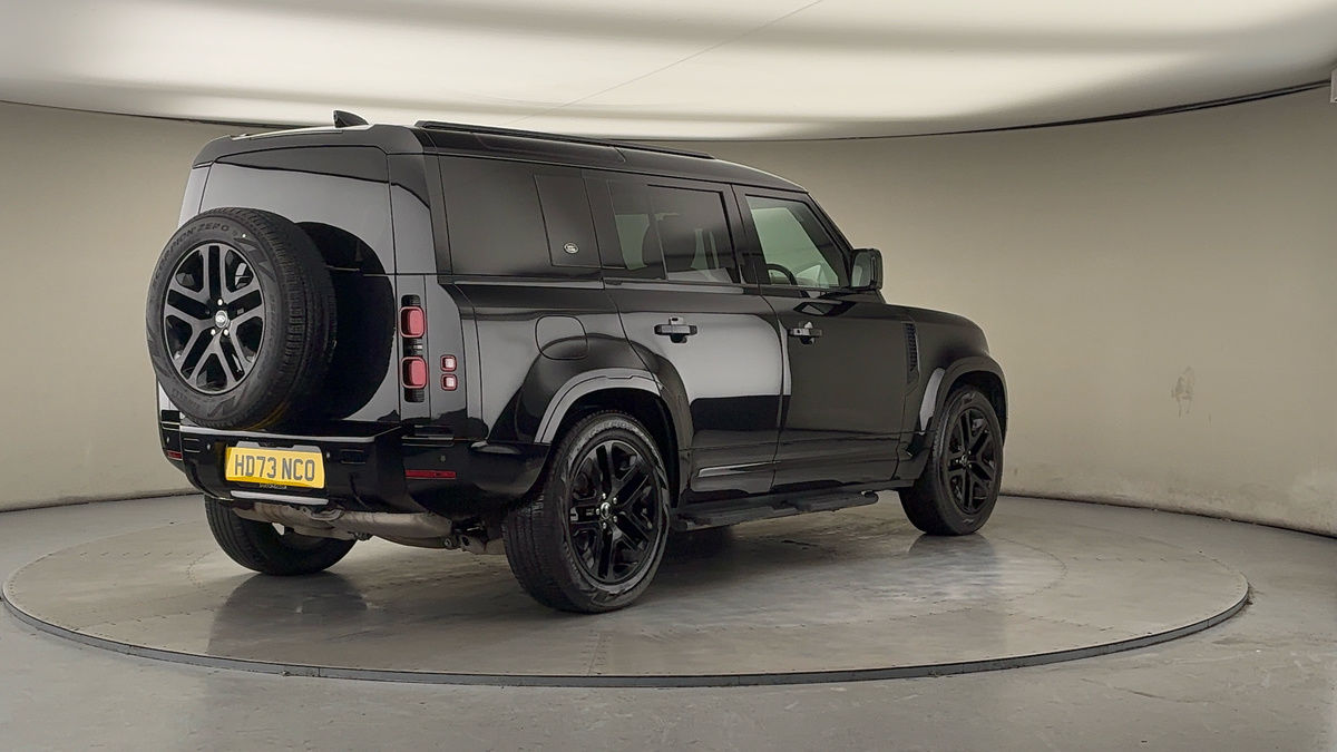 Used Land Rover Defender 110 2023 for sale - 77370419: Photo 39