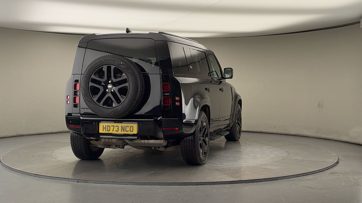 Used Land Rover Defender 110 2023 for sale - 77370419: Photo 40