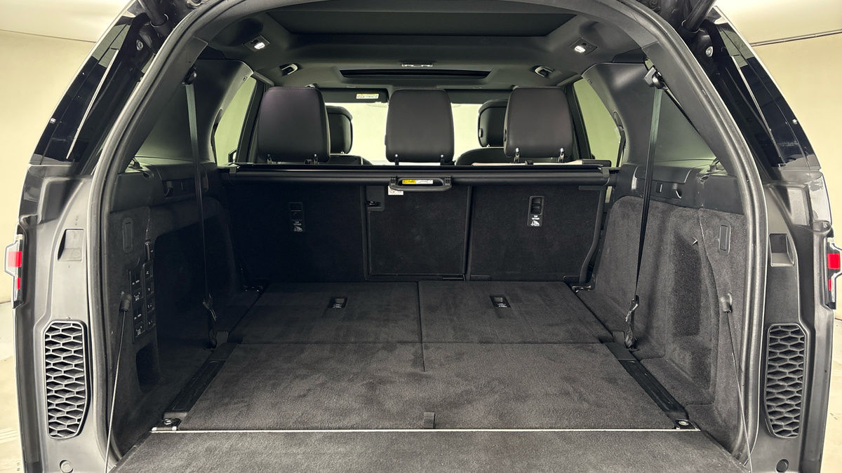 Used Land Rover Discovery 2023 for sale - 76962988: Photo 11