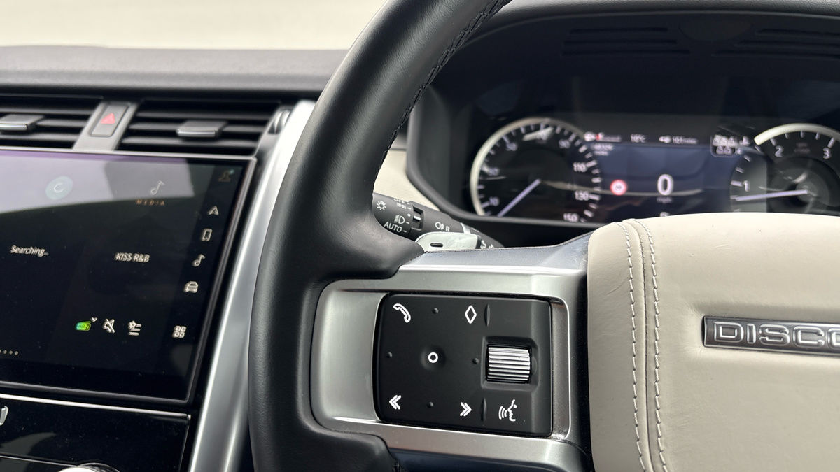 Used Land Rover Discovery 2023 for sale - 76962988: Photo 13