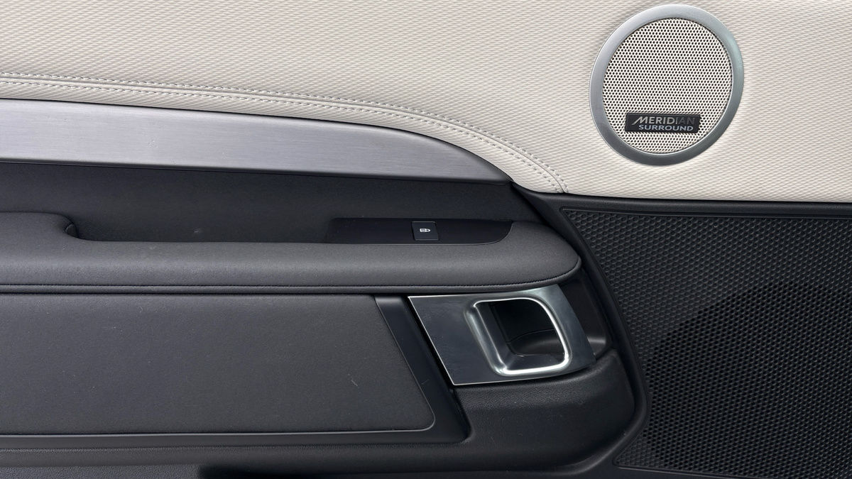 Used Land Rover Discovery 2023 for sale - 76962988: Photo 19