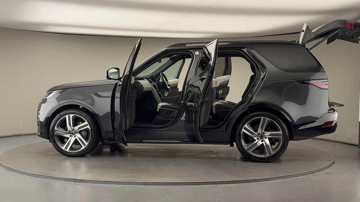 Used Land Rover Discovery 2023 for sale - 76962988: Photo 46