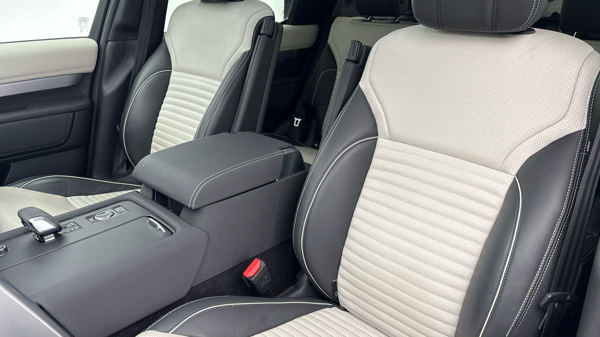 Used Land Rover Discovery 2023 for sale - 76962988: Photo 7