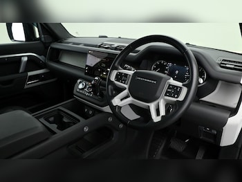 Used Land Rover Defender 110 2023 for sale - 75182559: Photo