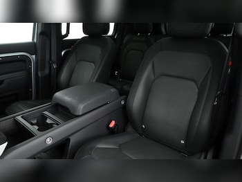 Used Land Rover Defender 110 2023 for sale - 75182559: Photo