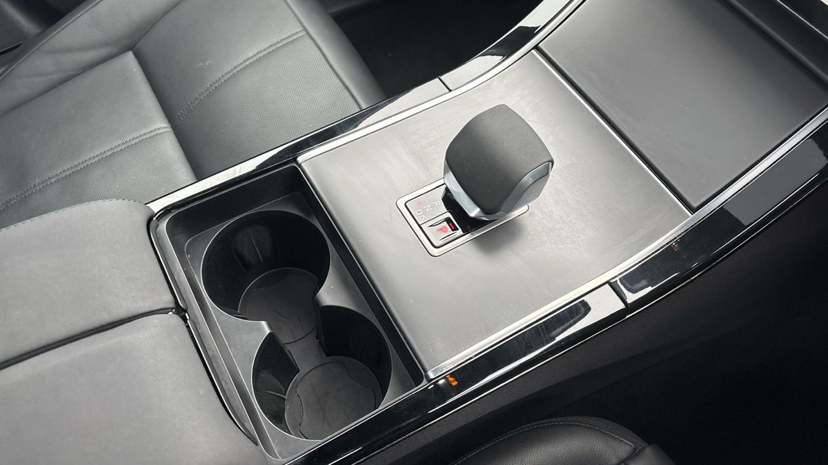 Used Land Rover Range Rover Velar 2024 for sale - 77766125: Photo 18