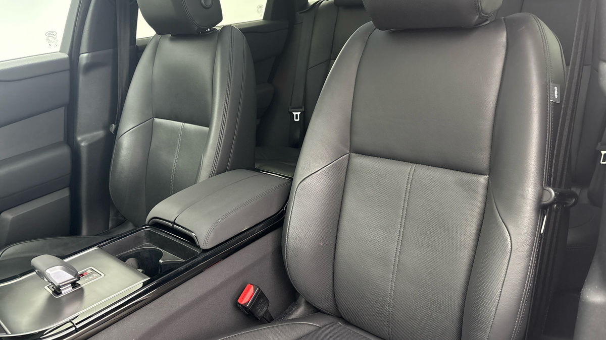 Used Land Rover Range Rover Velar 2024 for sale - 77766125: Photo 7