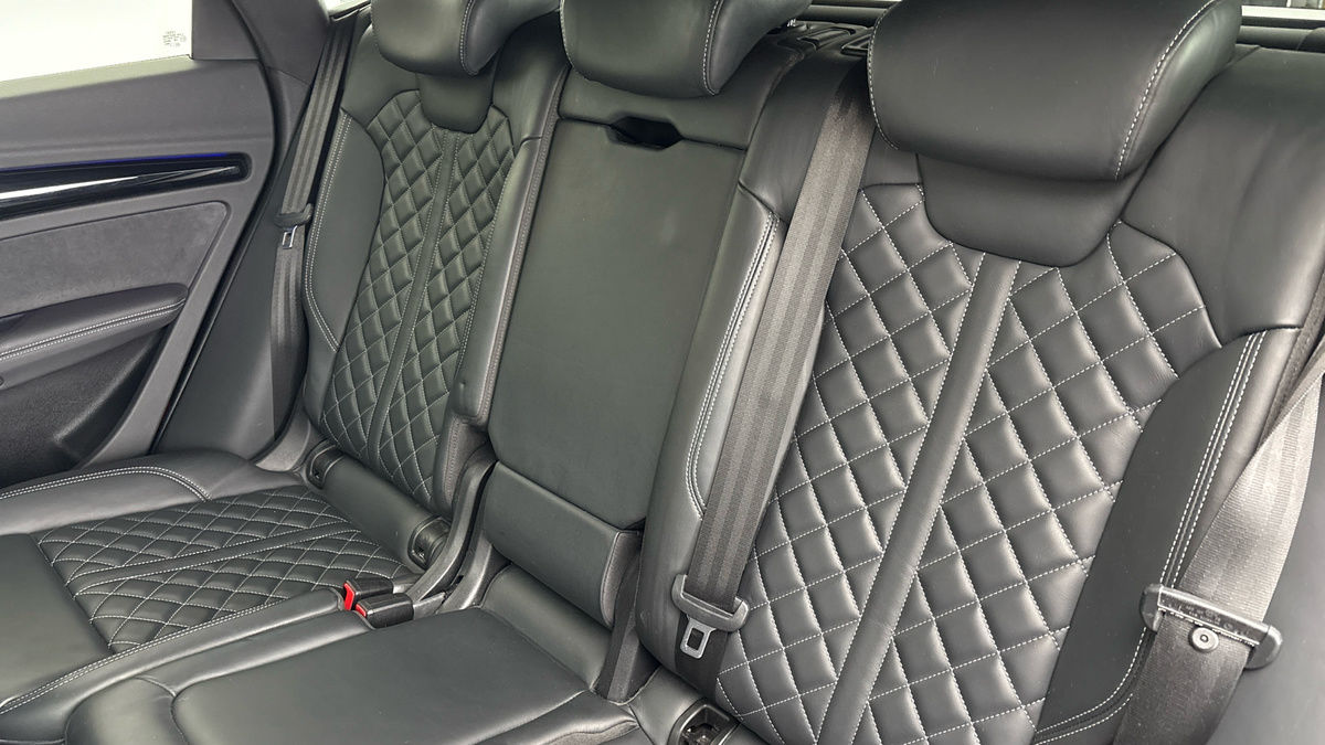 Used Audi Q5 2022 for sale - 77880809: Photo 8